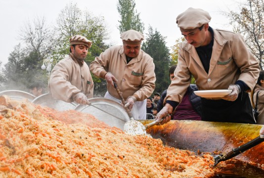 There's a whole world of slimming in that pilau... or maybe not. 