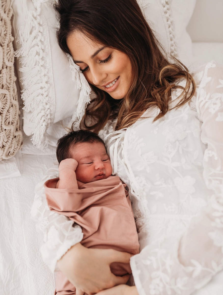 Stefani Cantelmi and Luella newborn
