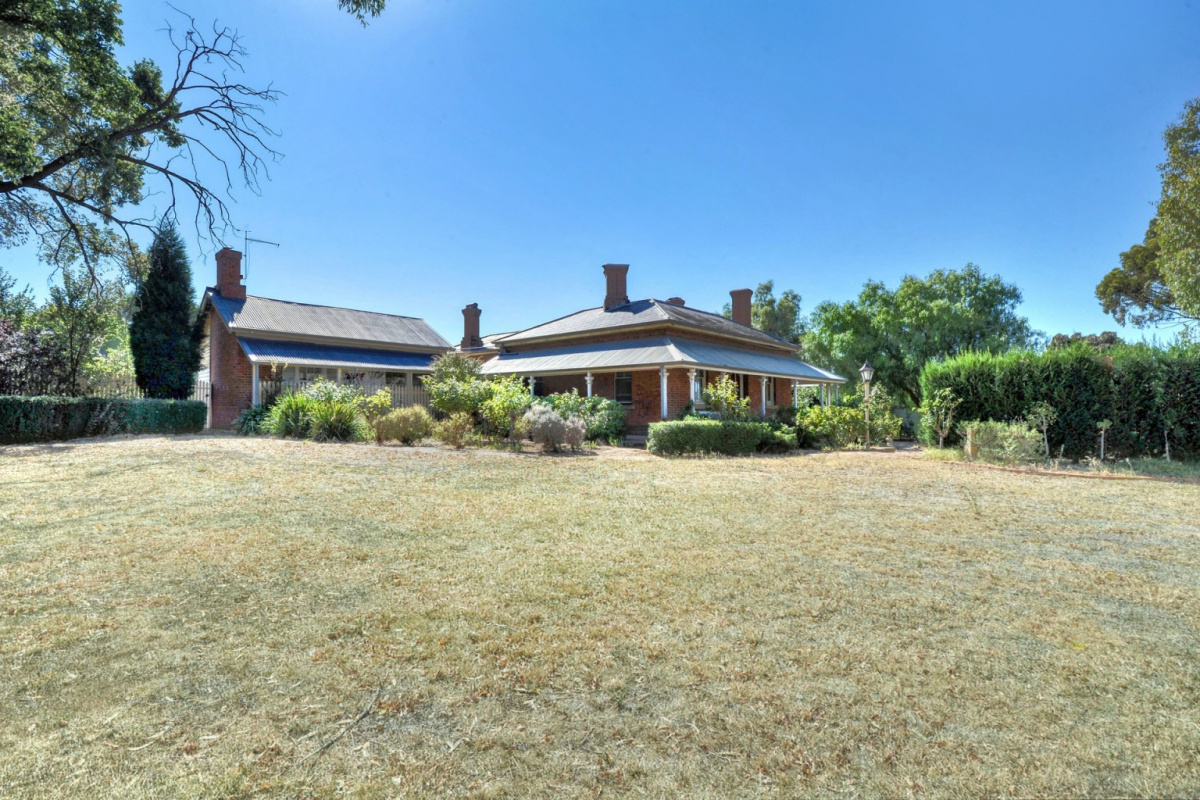 weekend property wrap May 2