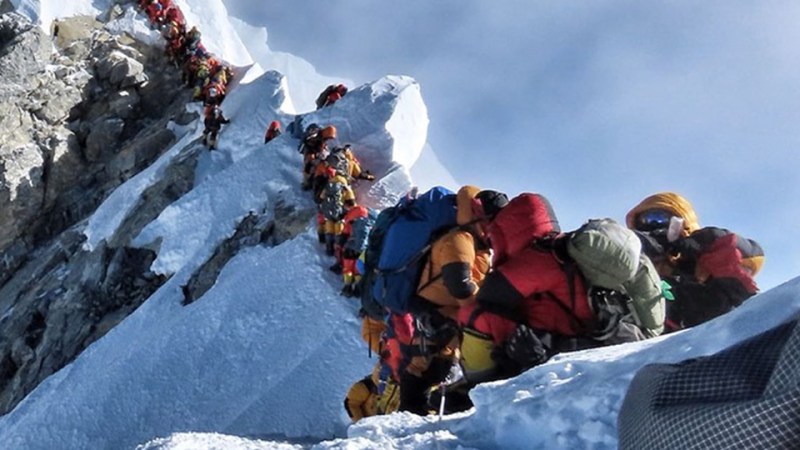 everest toll overcrowding nepal