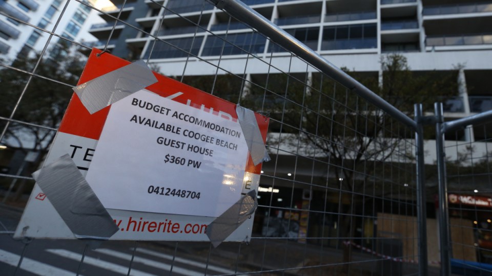 mascot-towers-cracks