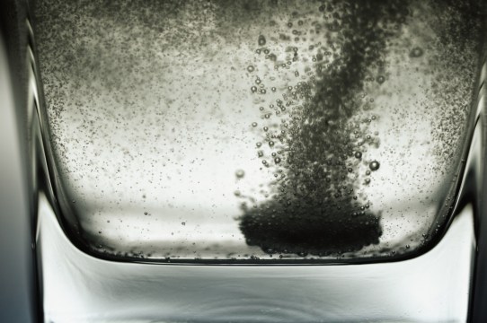 Examination of 8 million Austrians' health insurance records has revealed a link between antacids usage and the development of allergies. 