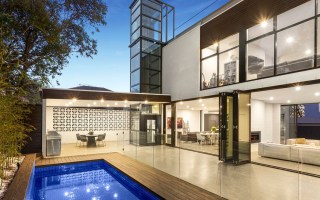 weekend auction wrap Aug 25