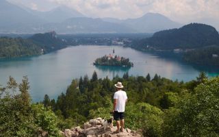 tourism places less busy