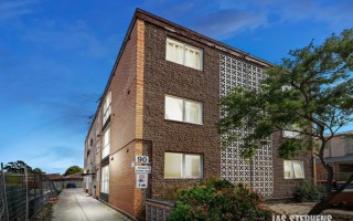 weekend auction wrap October 12