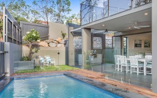 weekend auction wrap October 26