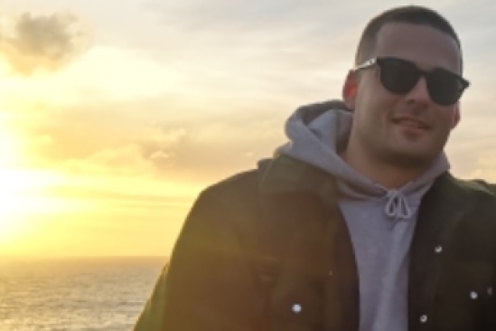 tourist missing apostles