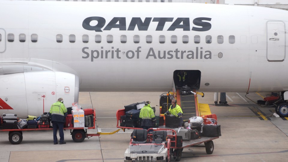 qantas outsourcing court