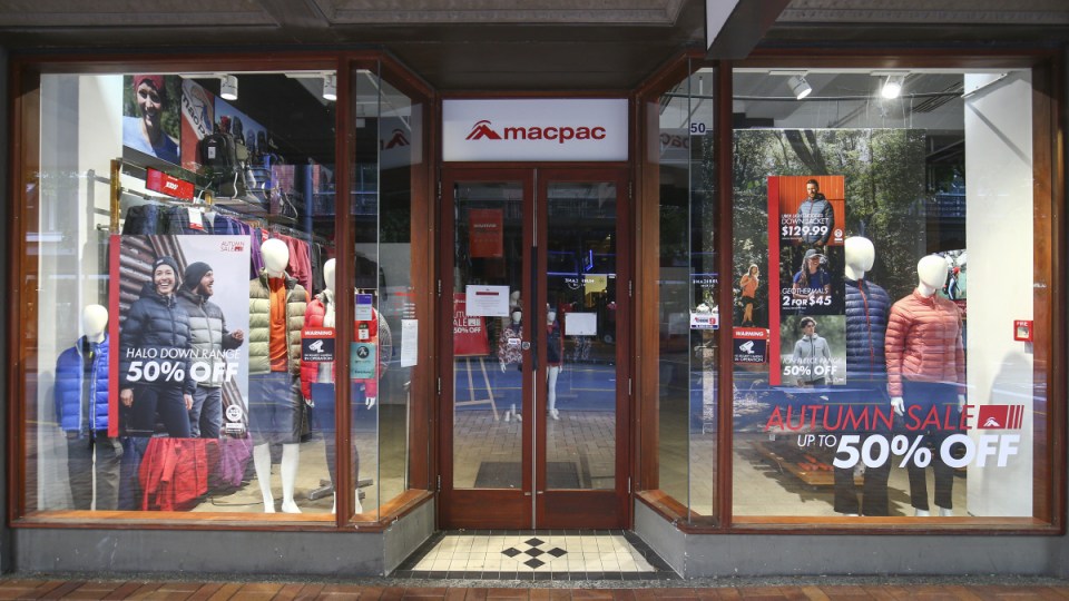 super retail jb hi-fi