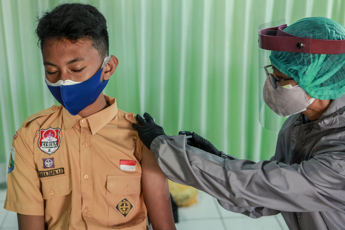 Vaccination in children