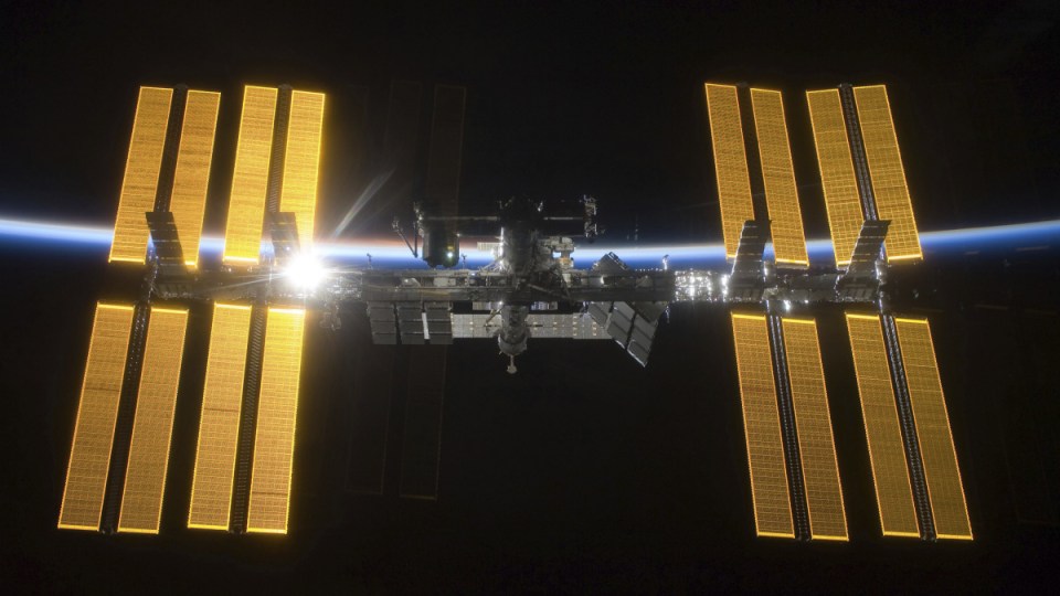 ISS Russia space junk