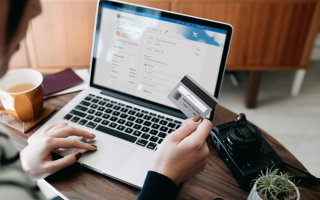 Online-only travel agent BYOjet has come under fire for being unresponsive.