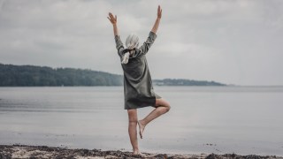 risk of death standing on one leg