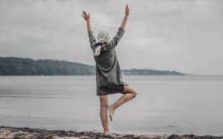 risk of death standing on one leg