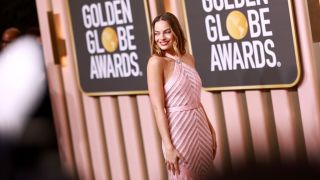 margot robbie golden globes