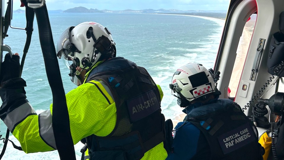 man helicopter missing port stephens